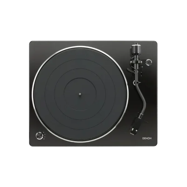 Alternative view of Denon DP-450USB